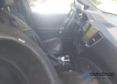 2019 Honda Passport Touring z USA, uszkodzony, nr VIN 5FNYF8H97KB004537